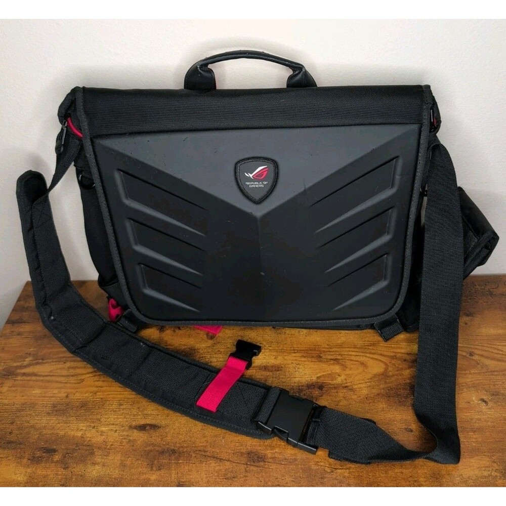 ASUS Republic of Gamers (ROG) Ranger Gaming Messenger Laptop Bag